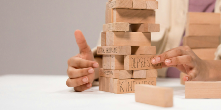 Mãe denuncia agressão de terapeuta a menino autista em clínica de Maceió