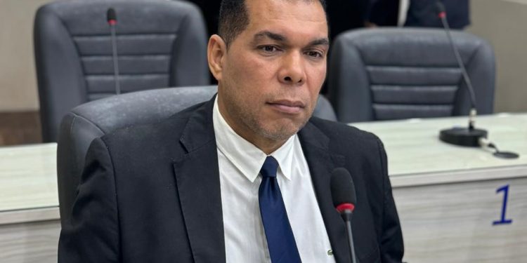 Vereador Thales Diniz apresentou indicação que vai ligar a BR-316 da Ladeira do Catolé a três bairros da parte alta de Maceió