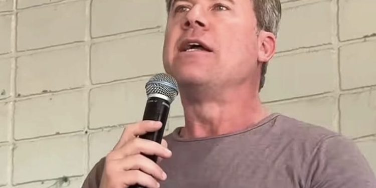 Marx Beltrão, deputado que mais trabalha em prol da agricultura familiar em Alagoas, prestigia festa da colheita do Projeto Maná em Coruripe