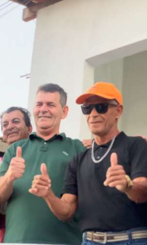 Prefeito Geo Cruz entrega 171ª casa popular em Ibateguara