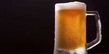 Nova molécula mostra potencial no tratamento da dependência de álcool