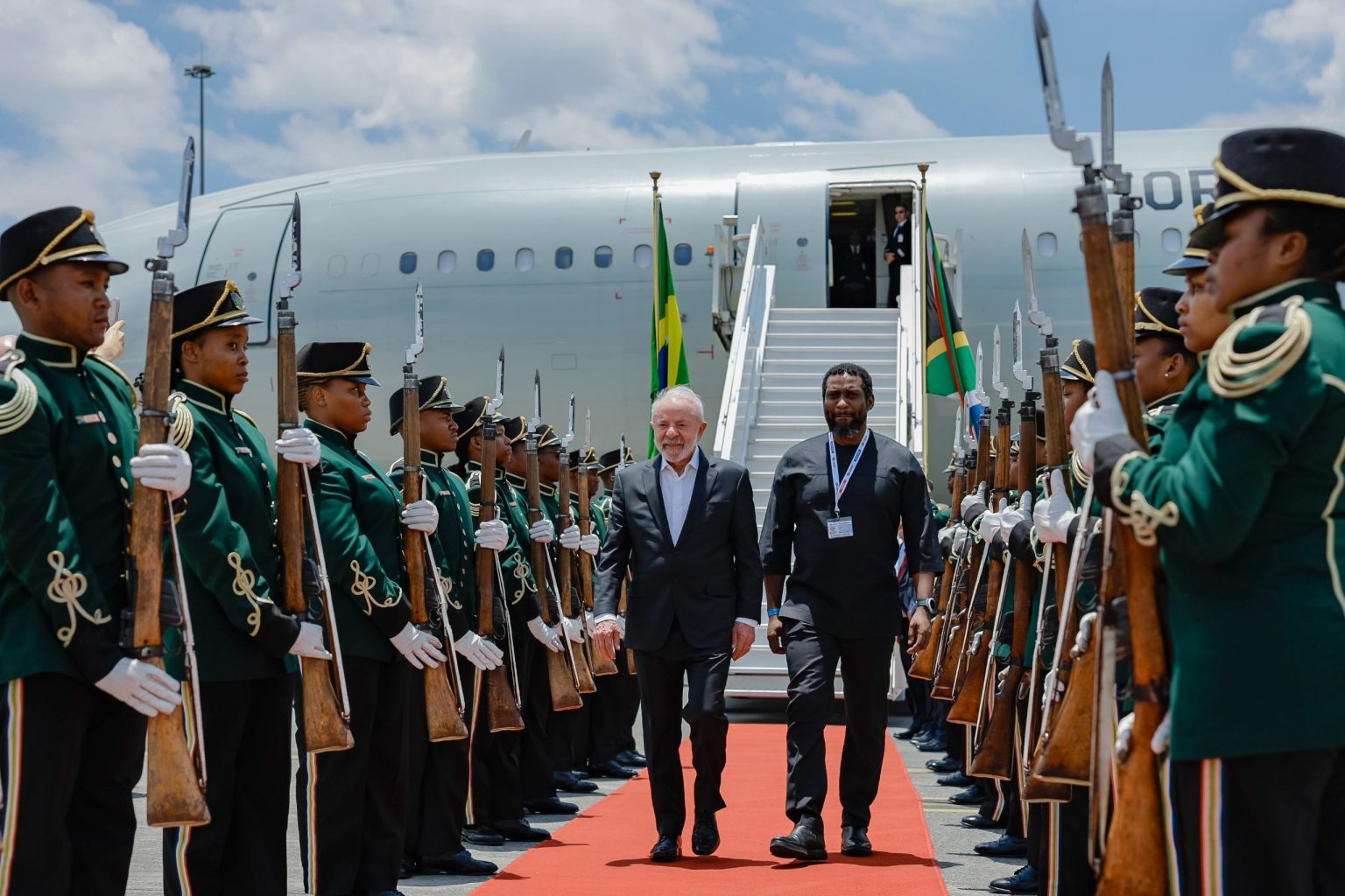 Lula chega à África do Sul para cúpula do G20 com agenda de encontros bilaterais