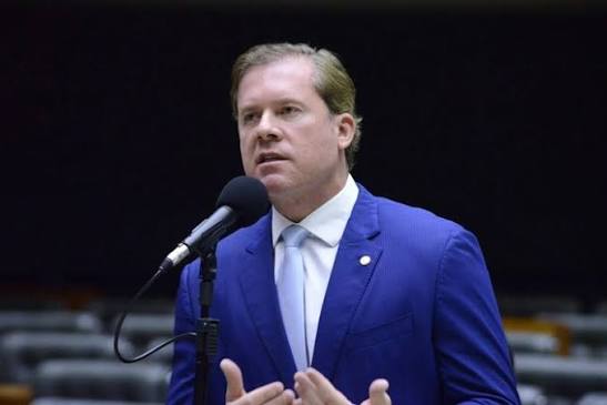 Marx Beltrão assume protagonismo como o alagoano que mais trabalha pela proteção das mulheres e no combate ao feminicídio