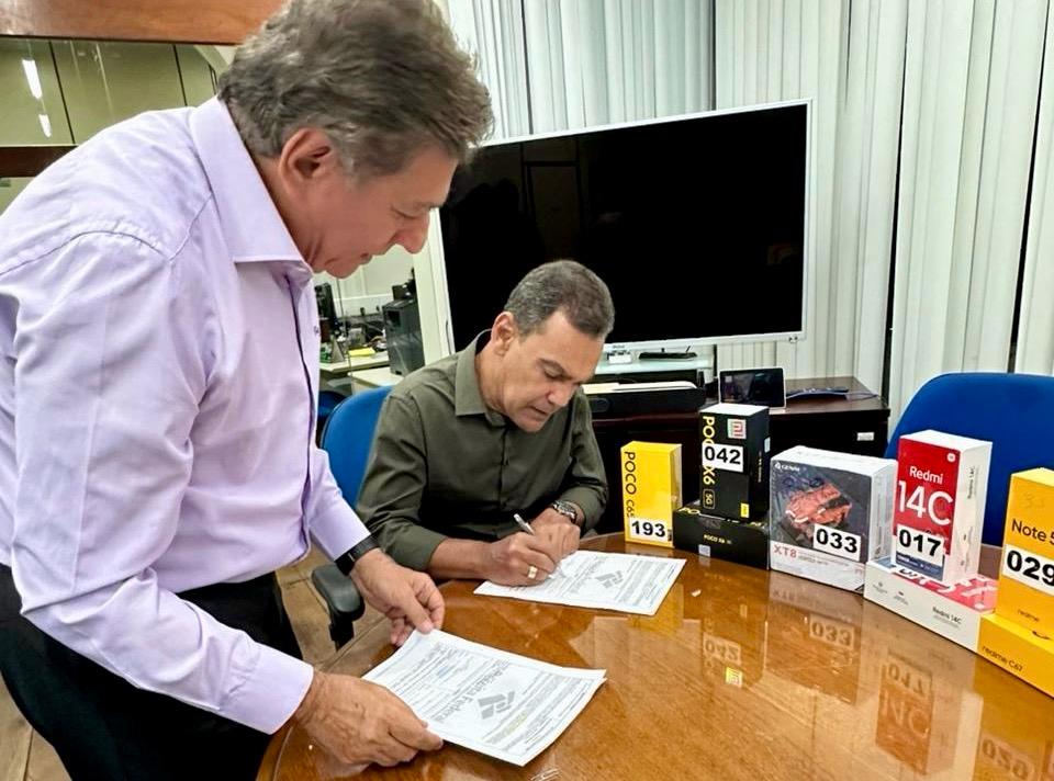 São Sebastião fortalece parceria com a Receita Federal e recebe doação de equipamentos para aprimorar serviços municipais