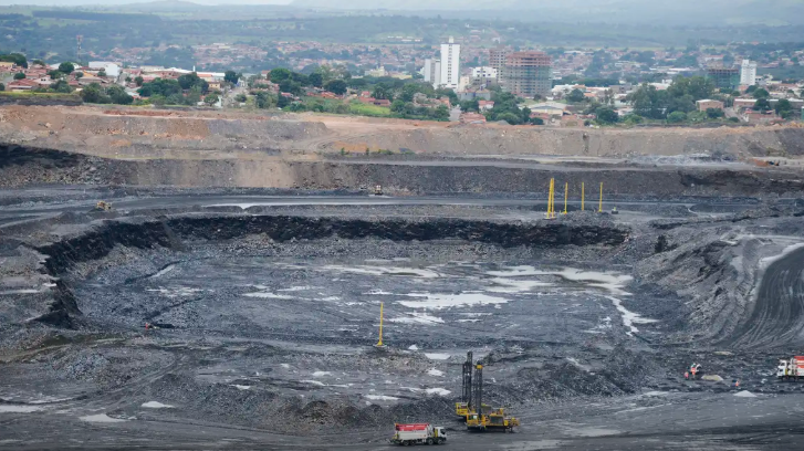 Estudo aponta irregularidade em 37% dos processos de mineração no país