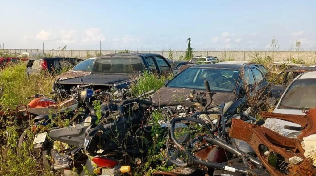 Abandono de carros apreendidos em depósito da Polícia Civil vira alvo do MP de Alagoas