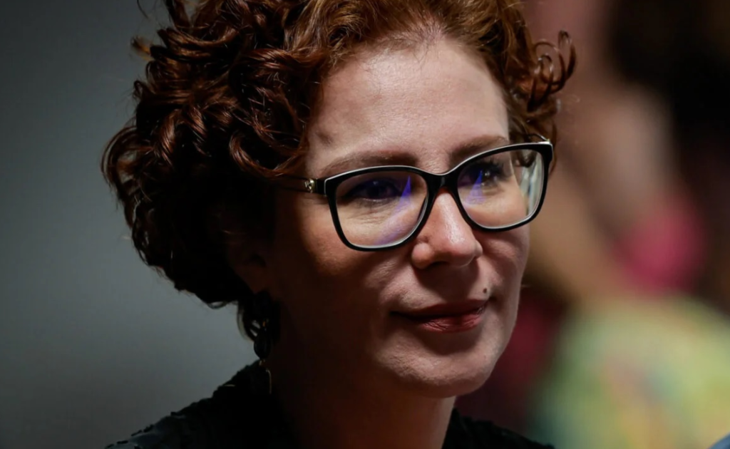 Zambelli participa de audiência na Itália nesta quinta (4)