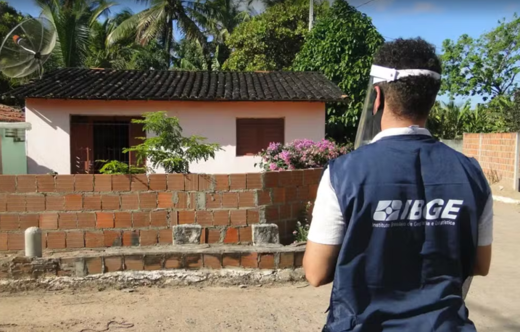 Concurso do IBGE tem 9 mil vagas e salários de até R$ 3,3 mil; veja cargos, cronograma e mais