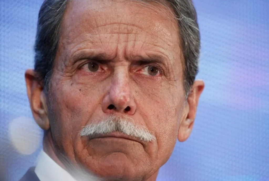 General detona Bolsonaro: “Um líder tão estridente quanto vazio”