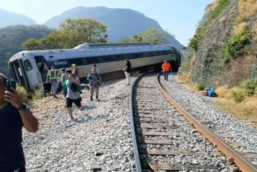 Descarrilamento de trem interoceânico no México deixa 13 mortos e quase 100 feridos