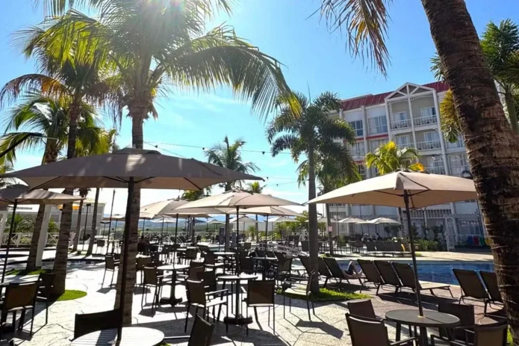 Homem morre após competição de comer melancia rápido em resort de SP