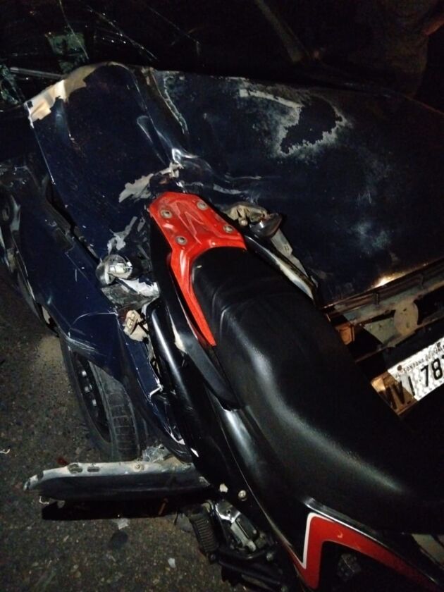 Colisão entre carro e moto na BR-316 em Santana do Ipanema deixa uma mulher morta e um homem ferido