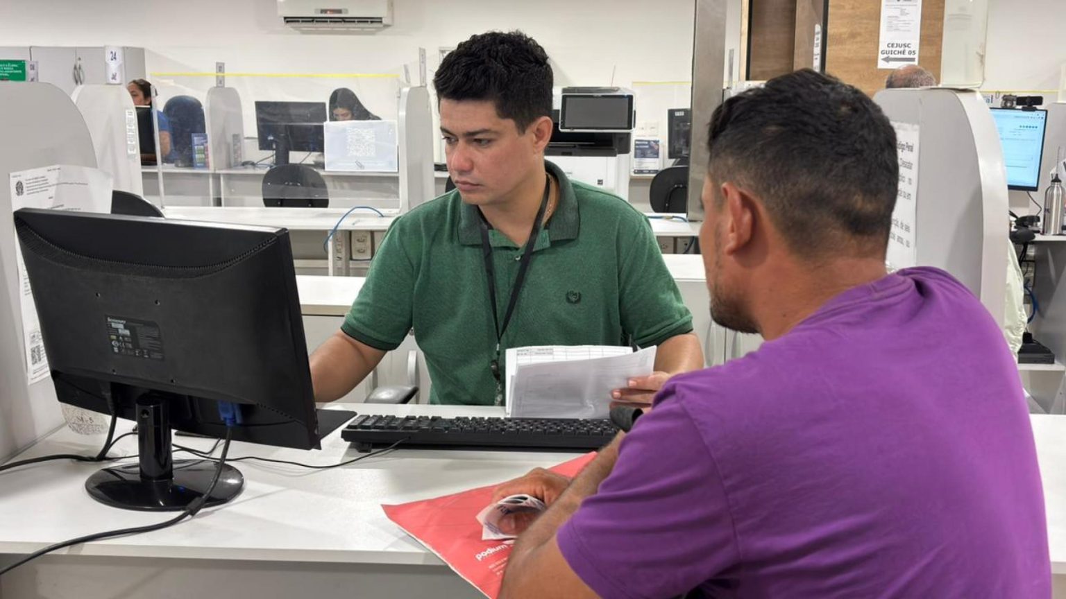 Alagoas abre 2.496 vagas de emprego na semana