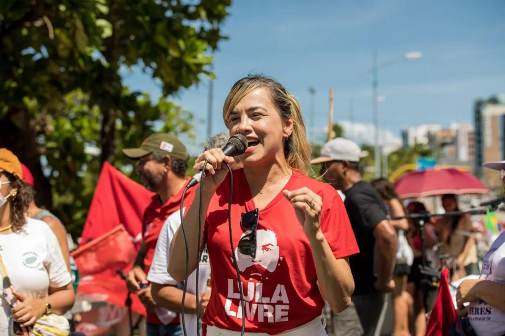 Movimento “Mulheres Vivas” Convoca Ato em Maceió Contra o Feminicídio