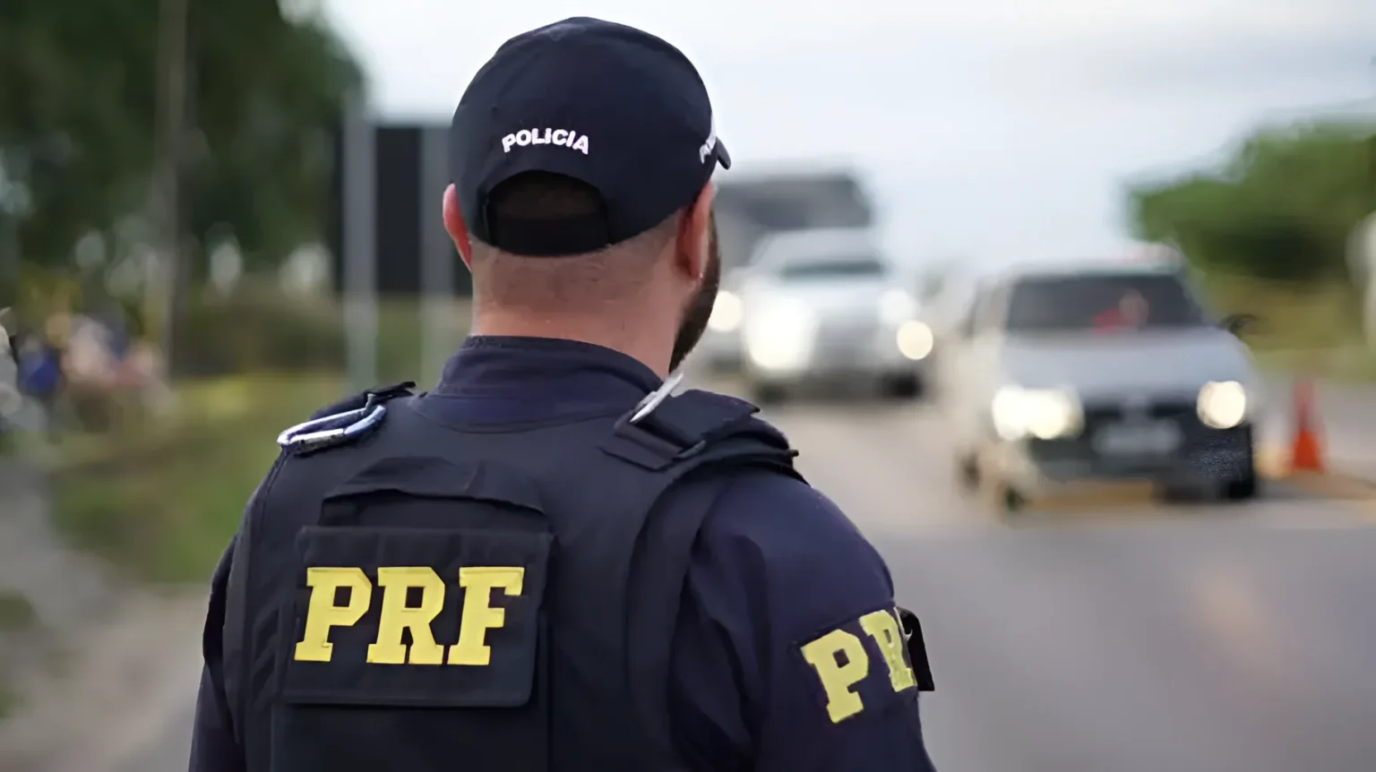 PRF realiza prisões em cumprimento a mandados durante abordagens no interior de Alagoas