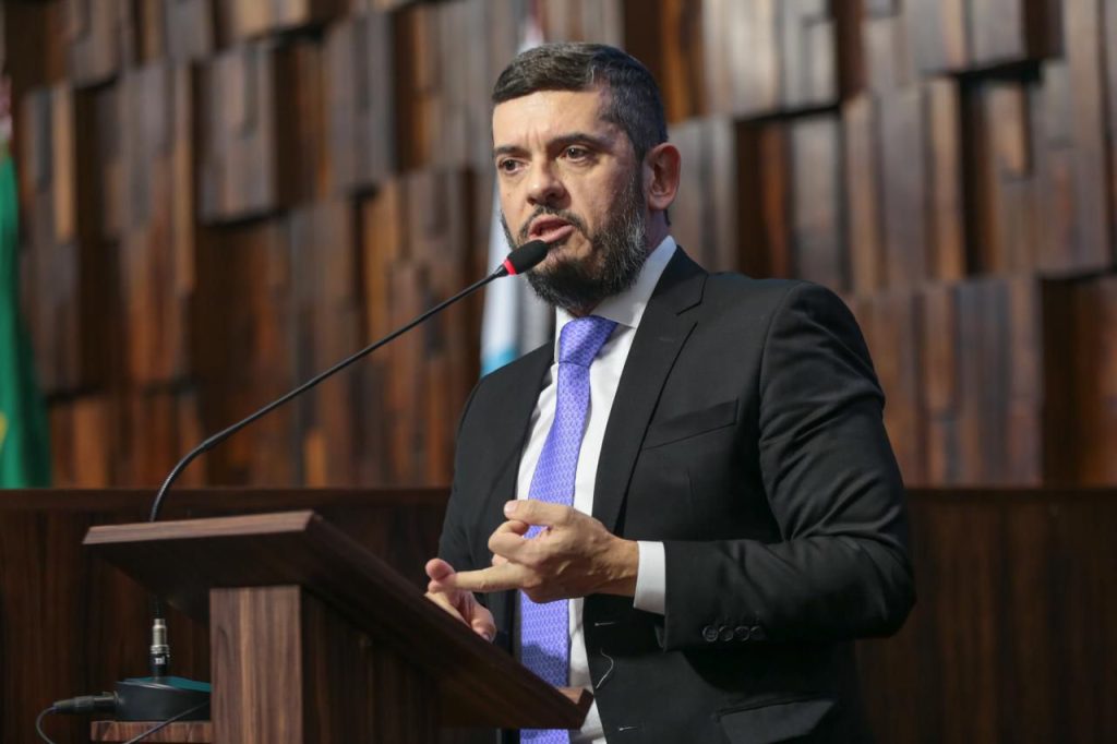 PF prende presidente da Assembleia Legislativa do Rio de Janeiro por vazar dados de investigação contra CV