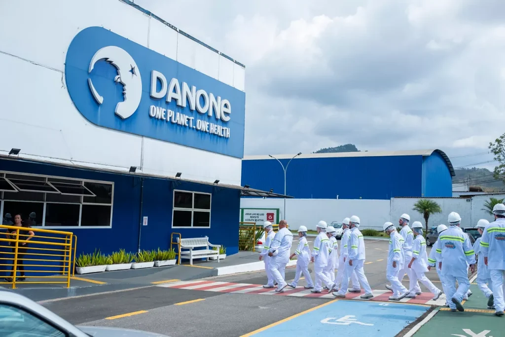 Danone amplia recall de fórmula infantil por risco de contaminação