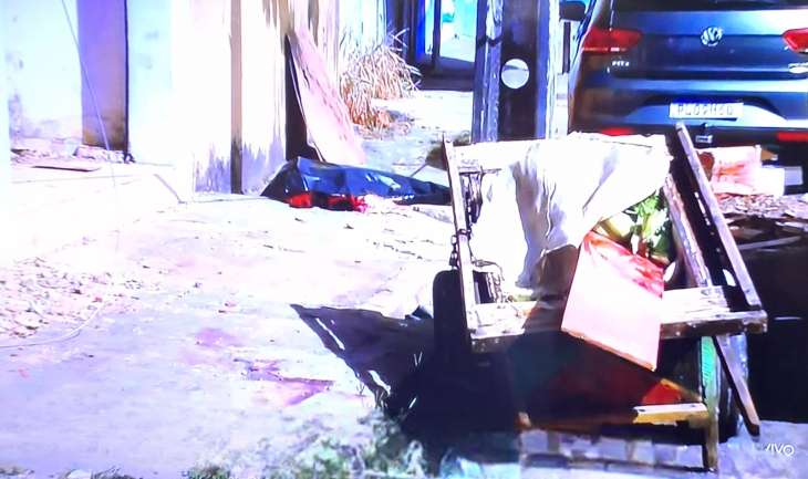 Homem morre após sofrer descarga elétrica ao subir em poste em Maceió