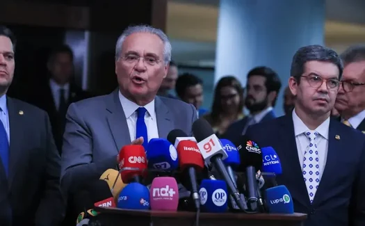 Renan cria “CPI informal” do caso do Master e vai “pra cima” de Lira