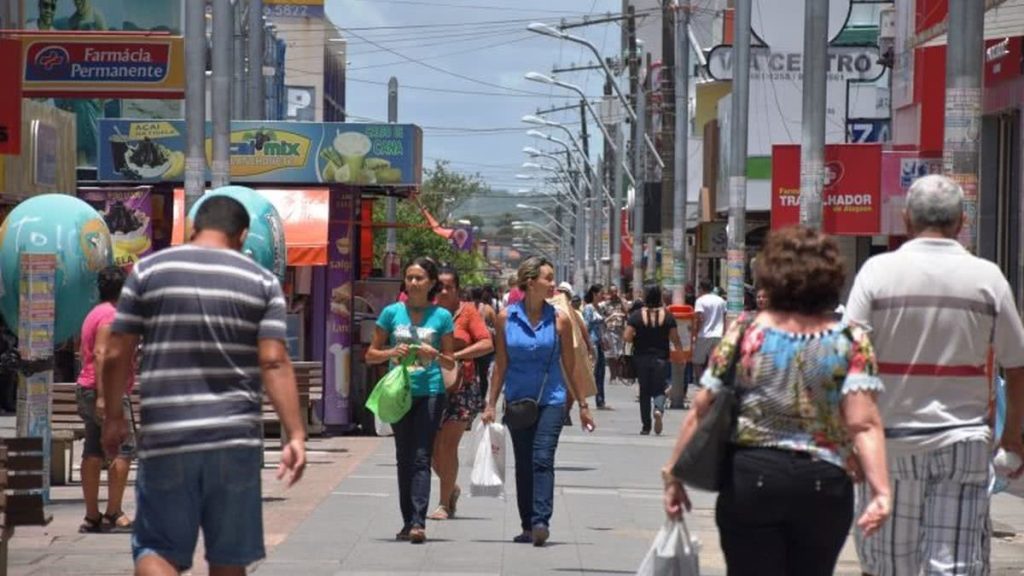 Mais de 60% da população de Alagoas está nas classes A, B e C, aponta estudo da FGV