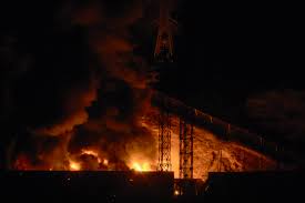 Venezuela diz que bombardeios dos EUA atingiram civis e anuncia reação massiva