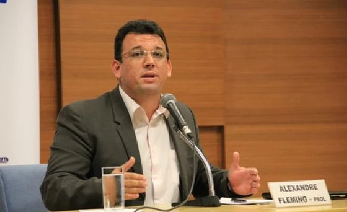 Alexandre Fleming anuncia filiação à Unidade Popular em Alagoas