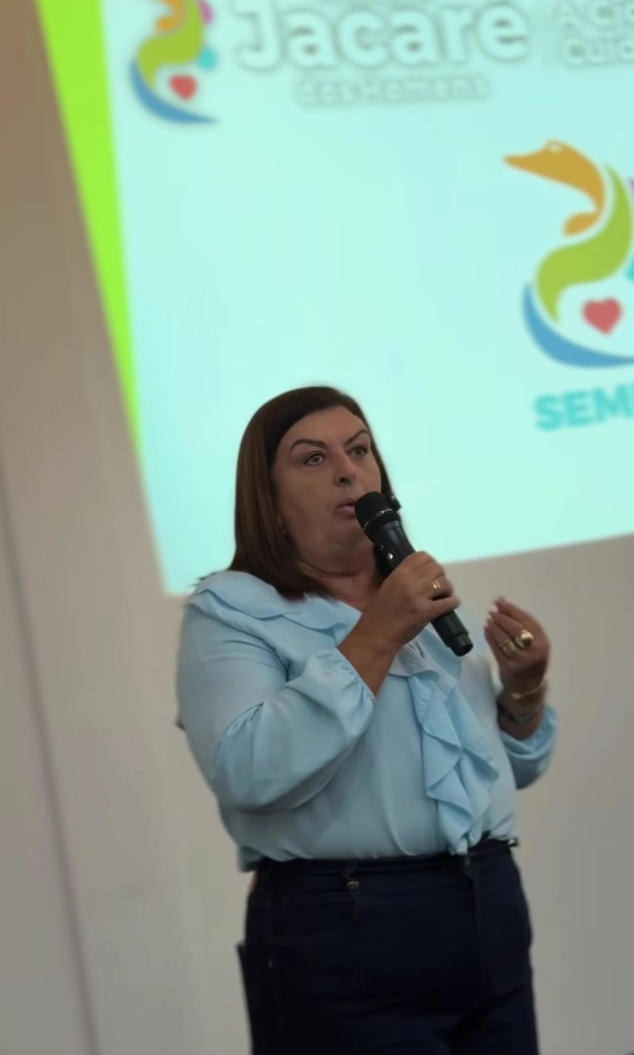 Socorrinho Melo destaca valorização de servidores e reforça avanço da educação em Jacaré