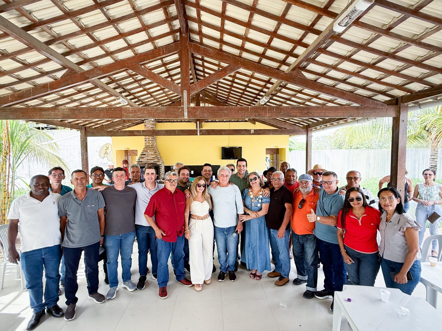 Maioria da diretoria do SINTSEP/AL se reúne em Cacimbinhas e declara apoio à candidatura de Hugo Wanderley