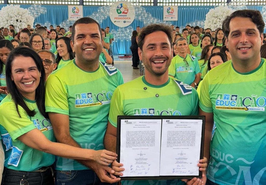 Com anúncio de novo espaço esportivo e formação continuada, educação de Santana do Mundaú segue acelerando