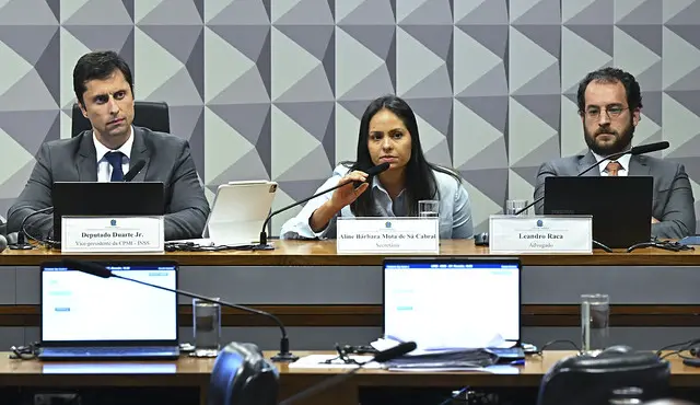 Ex-secretária afirma à CPI que Careca do INSS negociou casa em Trancoso com ex-marqueteira do PT