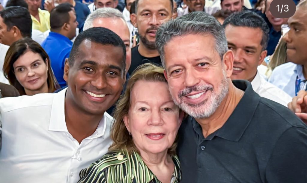 Prefeito de Igreja Nova participa de lançamento da pré-candidatura de Arthur Lira ao Senado