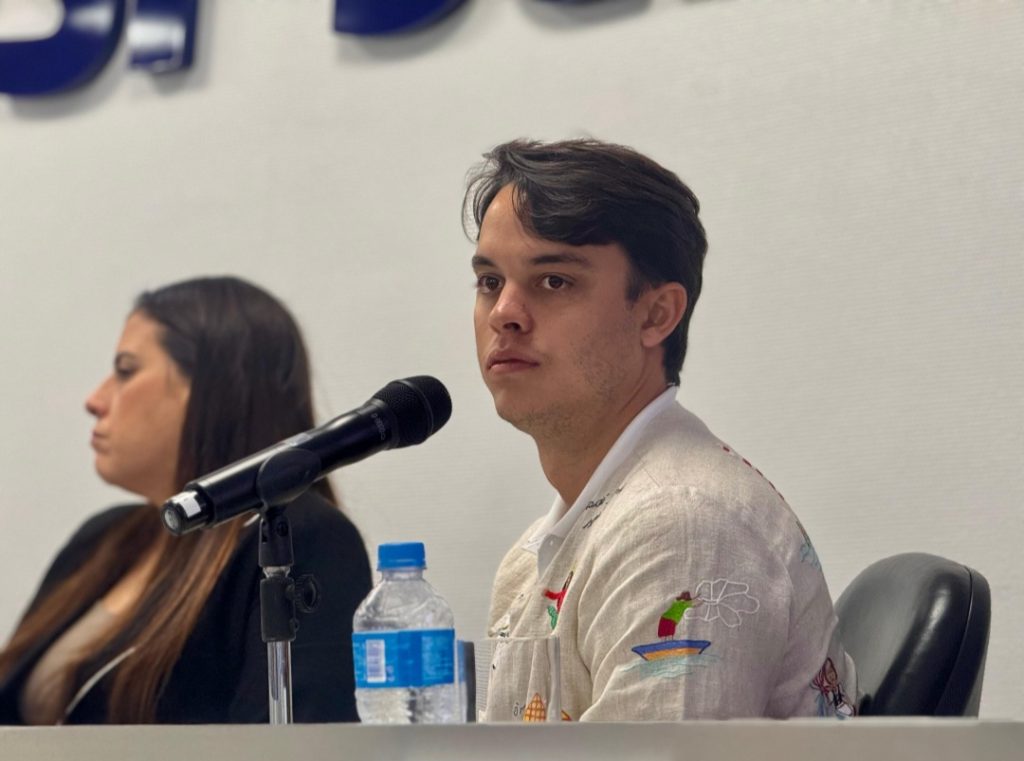 Brivaldo Marques participa da assinatura do projeto “Fios que Transformam” e reforça compromisso com a cultura de Maceió