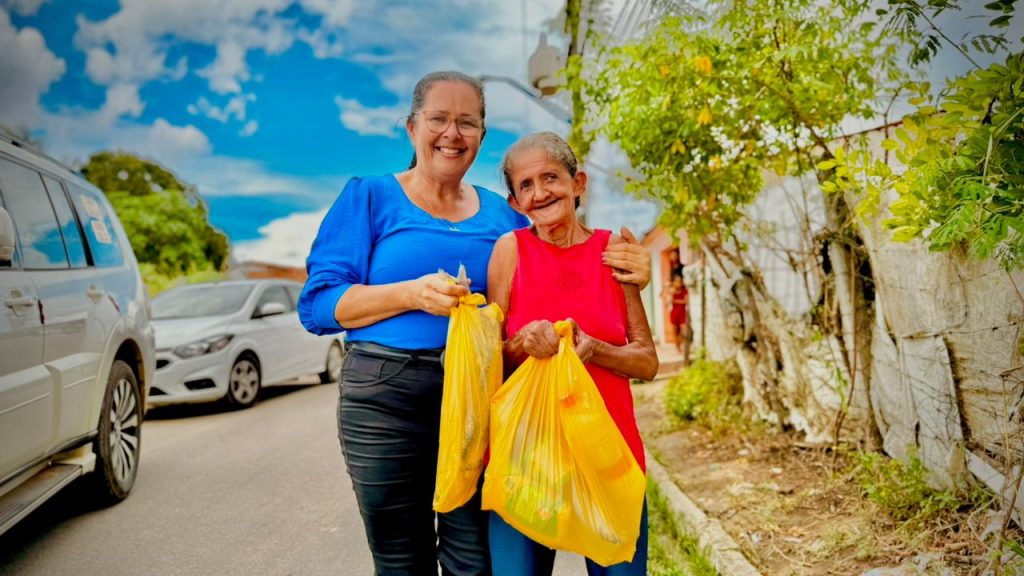 Prefeitura de Lagoa da Canoa mantém a tradição e realiza entrega de peixes nesta quinta (2)