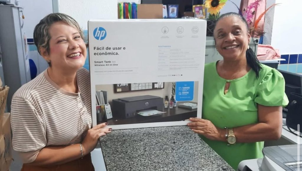 Secretaria de Educação de Satuba distribui novos equipamentos para fortalecer ensino nas escolas municipais