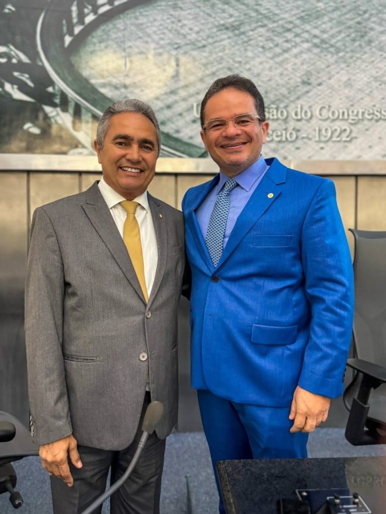 Francisco Tenório surge como nome de confiança para suceder Marcelo Victor na presidência da ALE