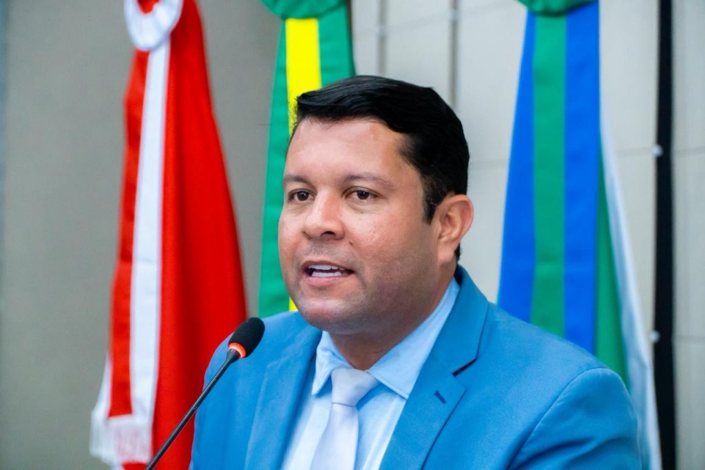 Prefeito JHC atende pleito do vereador Allan Pierre e entrega à Câmara de Vereadores o novo Plano Diretor de Maceió