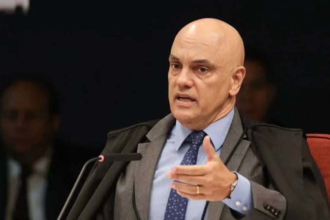 AmeBrasil critica decisão de Alexandre de Moraes sobre expulsão de coronéis da PMDF por atos de 8 de janeiro