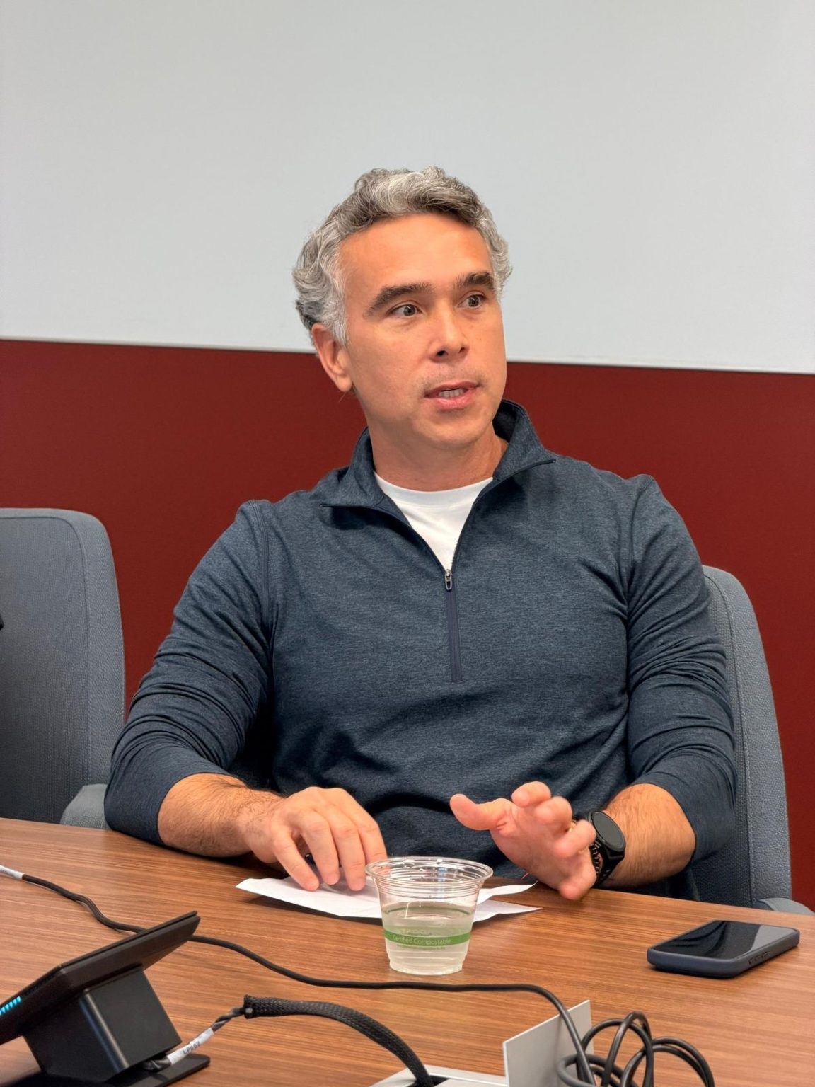 Rafael Brito lança livro em Stanford e transforma educação de Alagoas em referência internacional