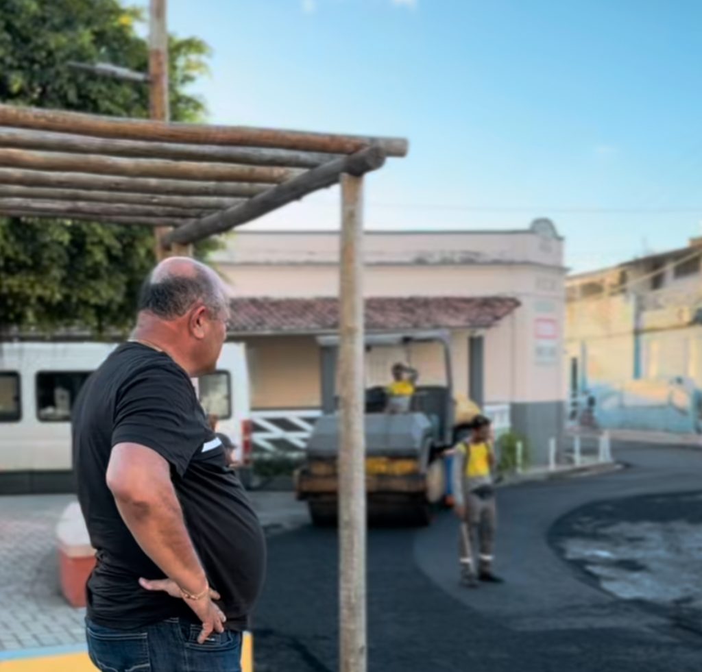 Prefeito Jadson Lessa acompanha melhorias viárias no povoado Porto da Rua, em São Miguel dos Milagres