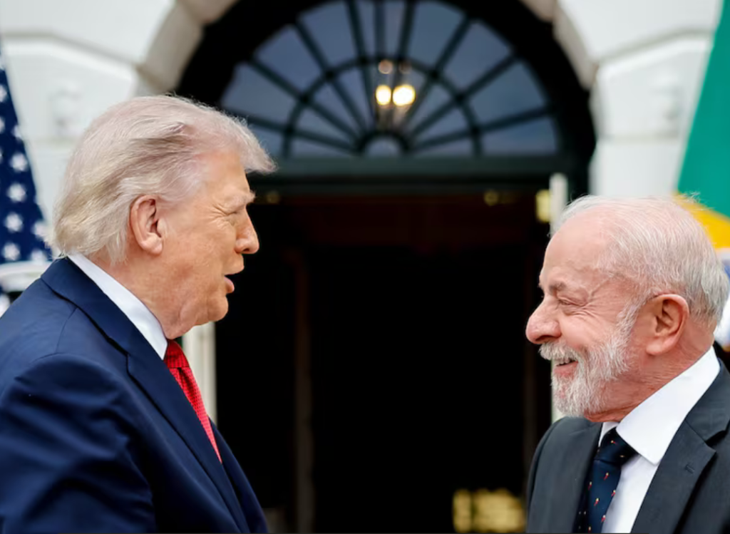 Lula diz ao Washington Post que Trump sabe de sua superioridade sobre Bolsonaro