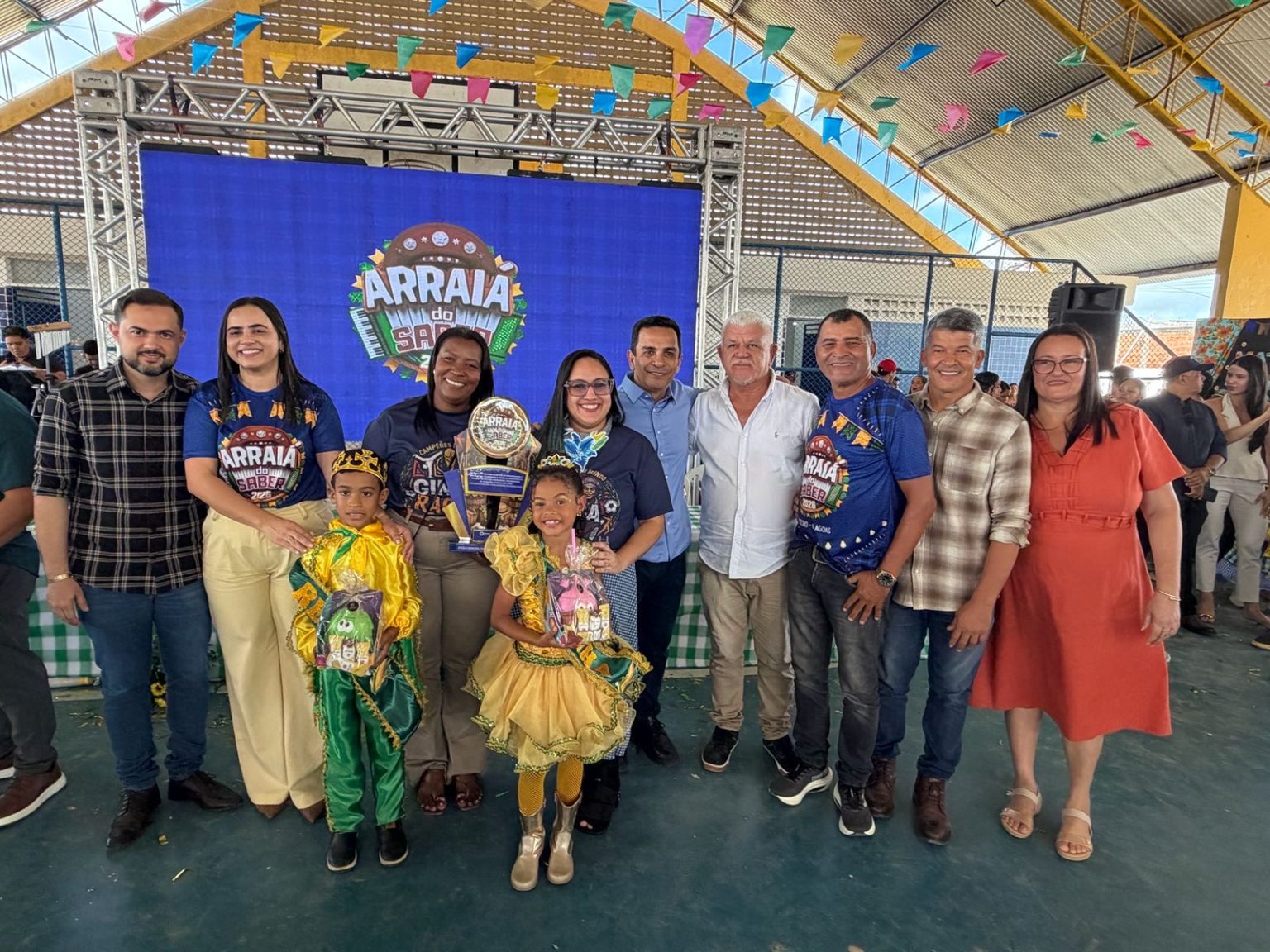 Prefeito de Roteiro participa de dia especial com ações culturais e educacionais no município