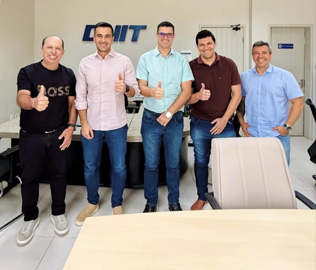 Prefeito Peu Pereira se reúne com superintendente do DNIT para discutir melhorias em Teotônio Vilela