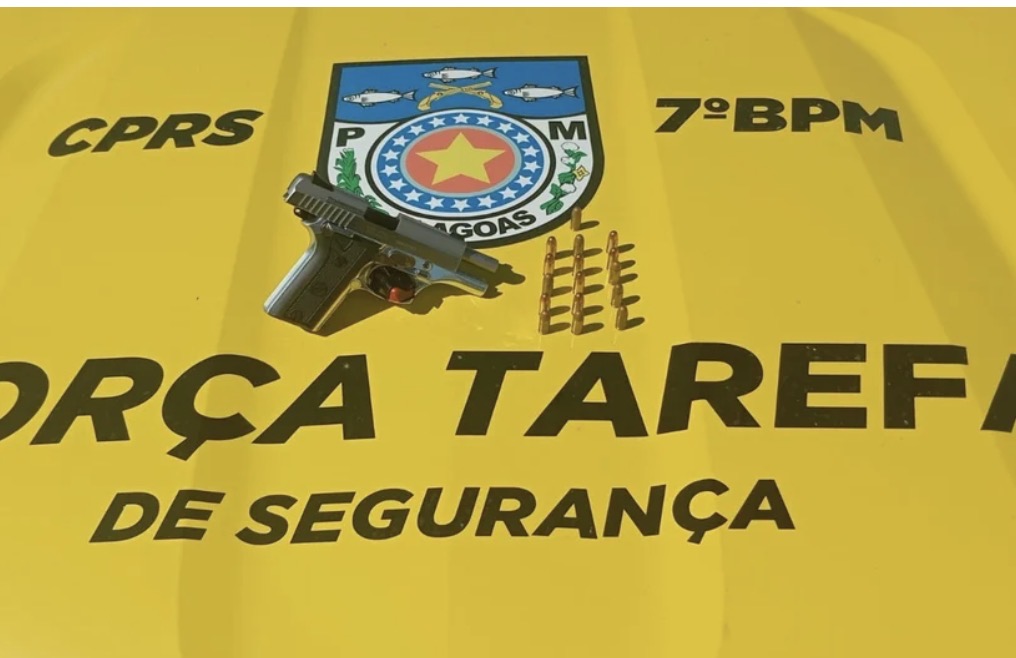 Polícia Militar apreende duas armas de fogo e 336 porções de drogas em ações no Sertão