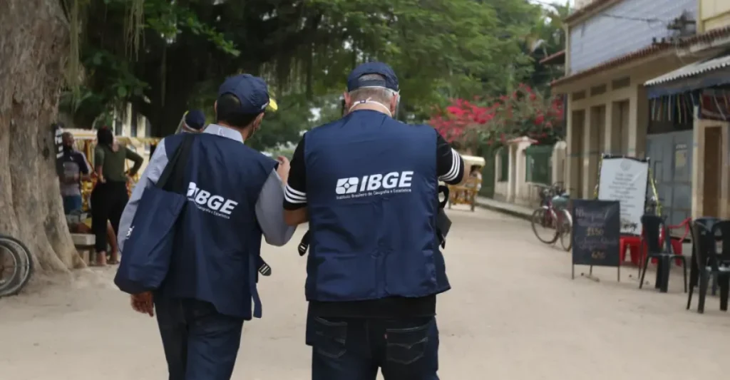 IBGE abre mais de 8 mil vagas temporárias com salários de até R$ 4 mil e alagoanos podem concorrer