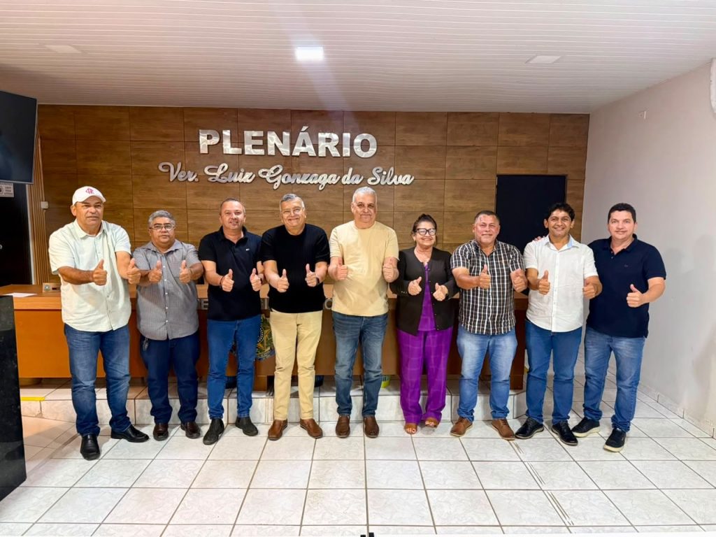 Diálogo e propostas fortalecem caminhada de Alfredo Gaspar ao Senado e trazem adesão de vereadores de Craíbas à pré-campanha