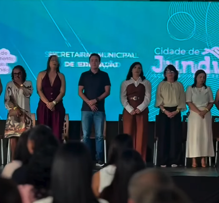 Prefeito de Jundiá destaca importância da formação continuada na educação durante participação no Promove