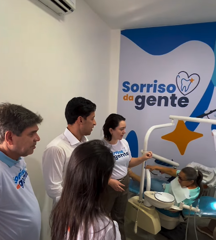 Vereador Jônatas Omena participa da entrega de unidade do programa Sorriso da Gente em Maceió