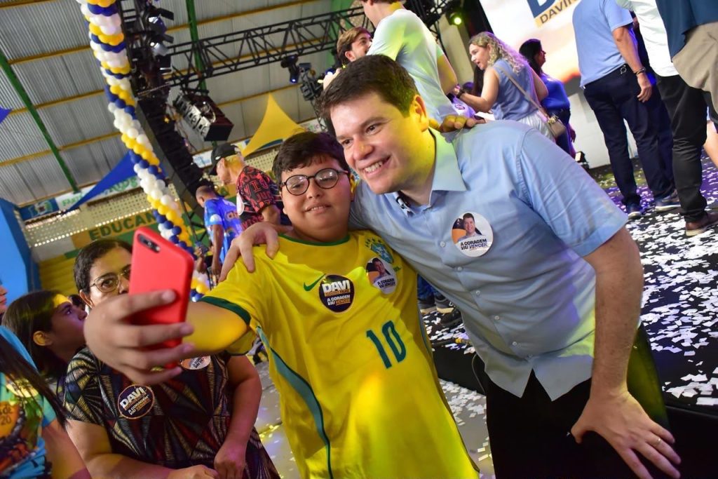 Davi Davino Filho reforça compromisso com o primeiro emprego e a qualificação profissional em Alagoas